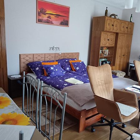 Kertesz Vendeghaz Ξενοδοχείο Έγκερ Εξωτερικό φωτογραφία